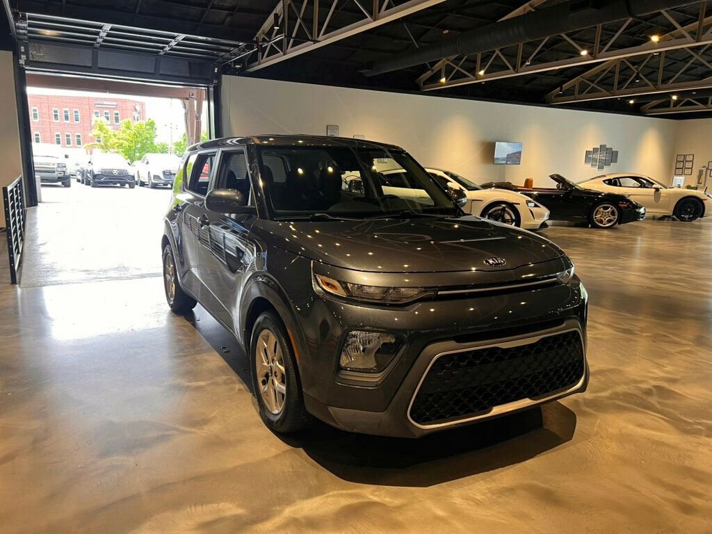 Used 2020 Kia Soul S FWD image 7