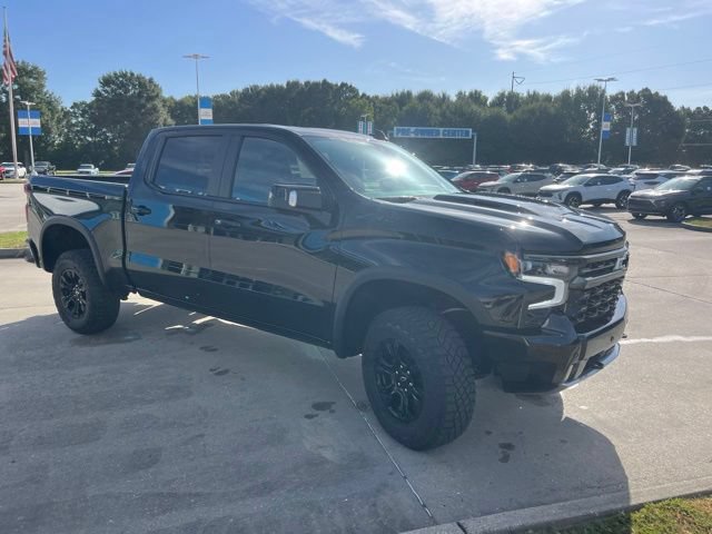 New 2026 Chevrolet Silverado 1500 ZR2 w/ Dark Appearance Package AWD/4WD image 14