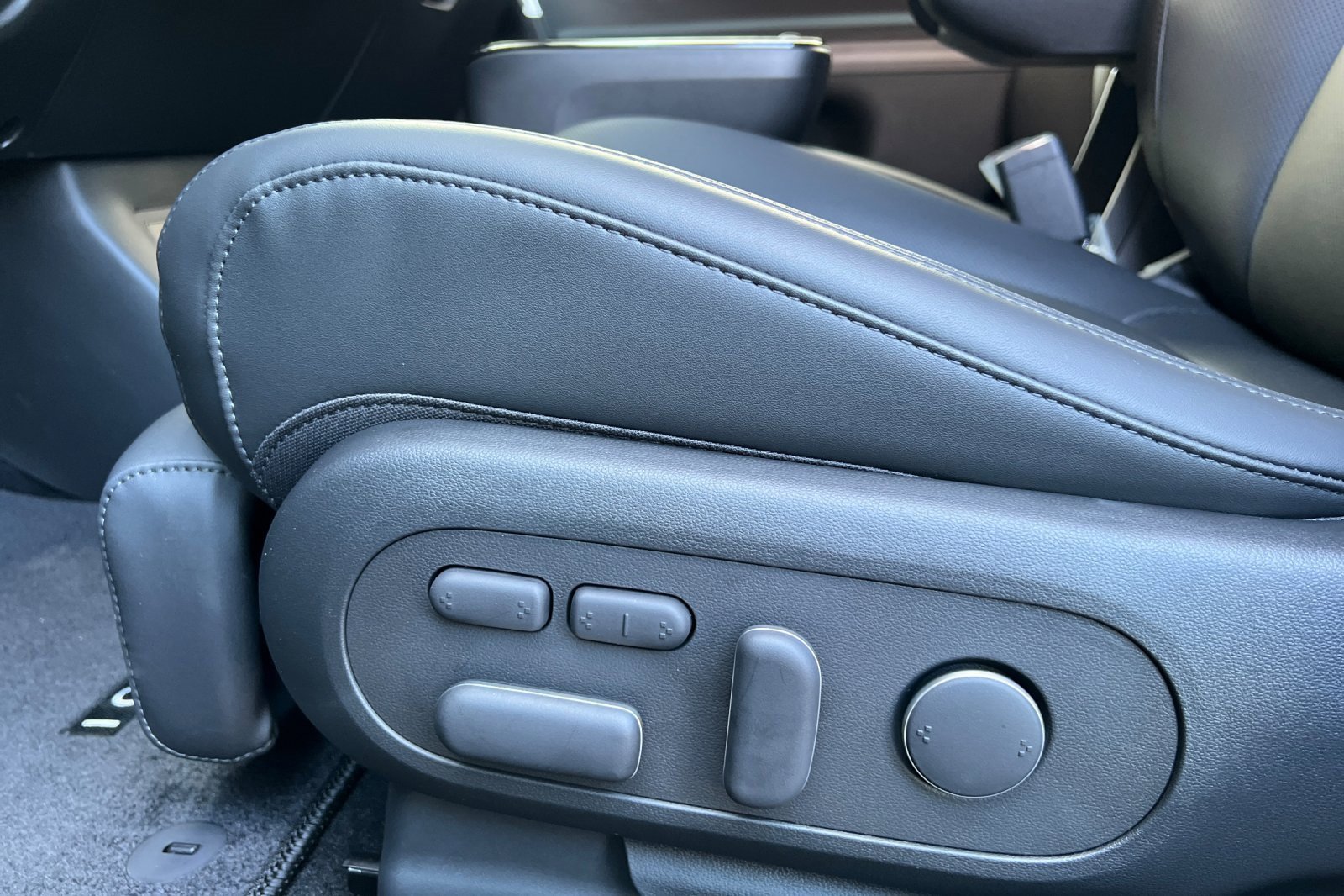 New 2026 Hyundai Ioniq 5 Limited image 13