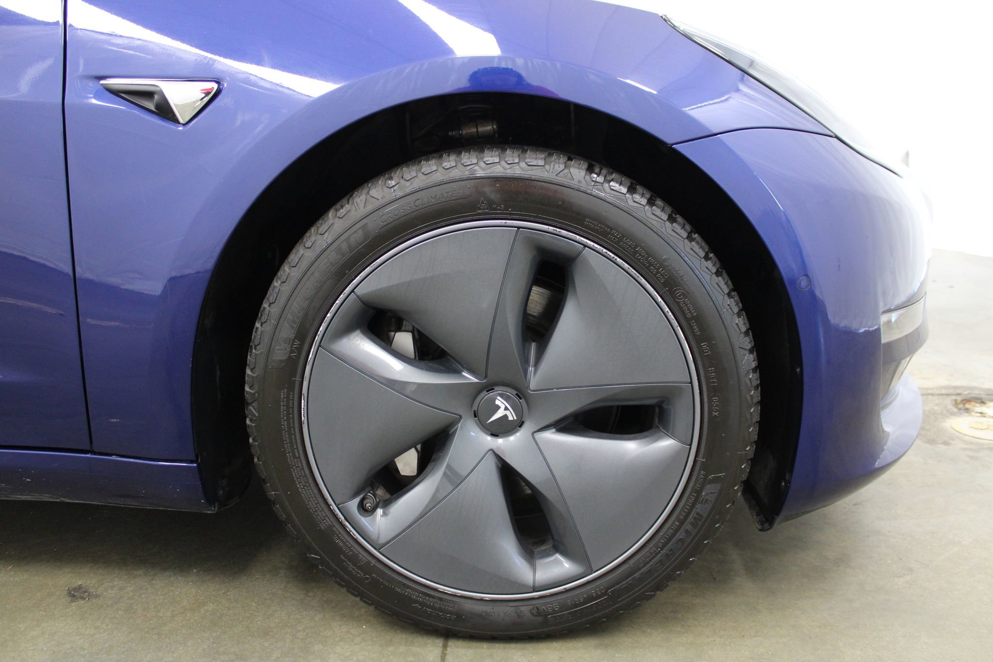 Used 2020 Tesla Model 3 Long Range image 4