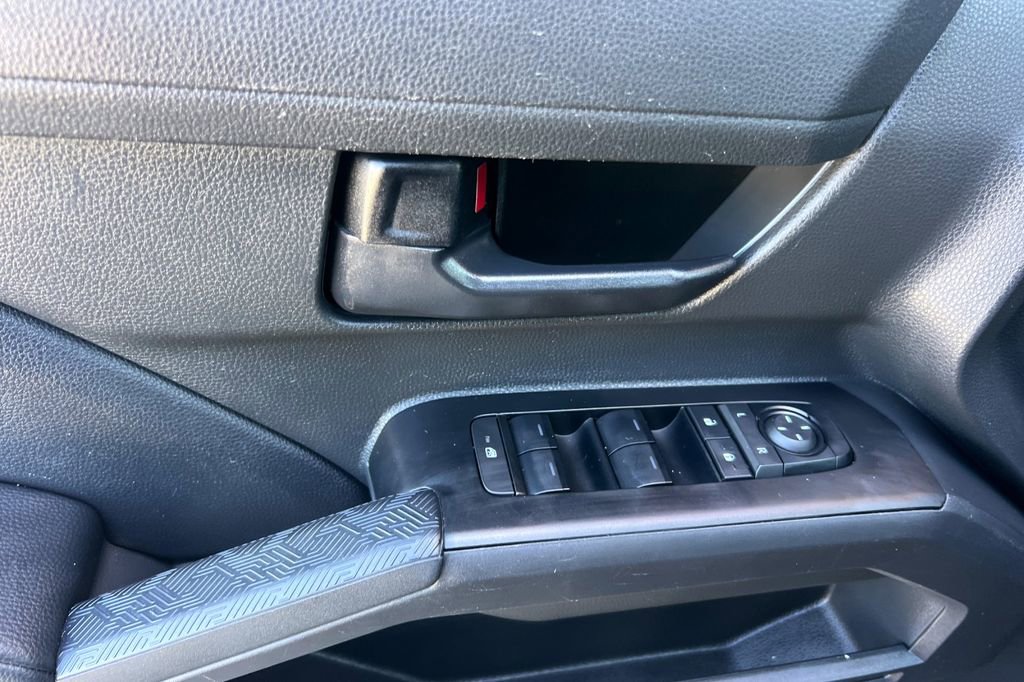 Certified 2025 Toyota Tacoma SR5 image 14