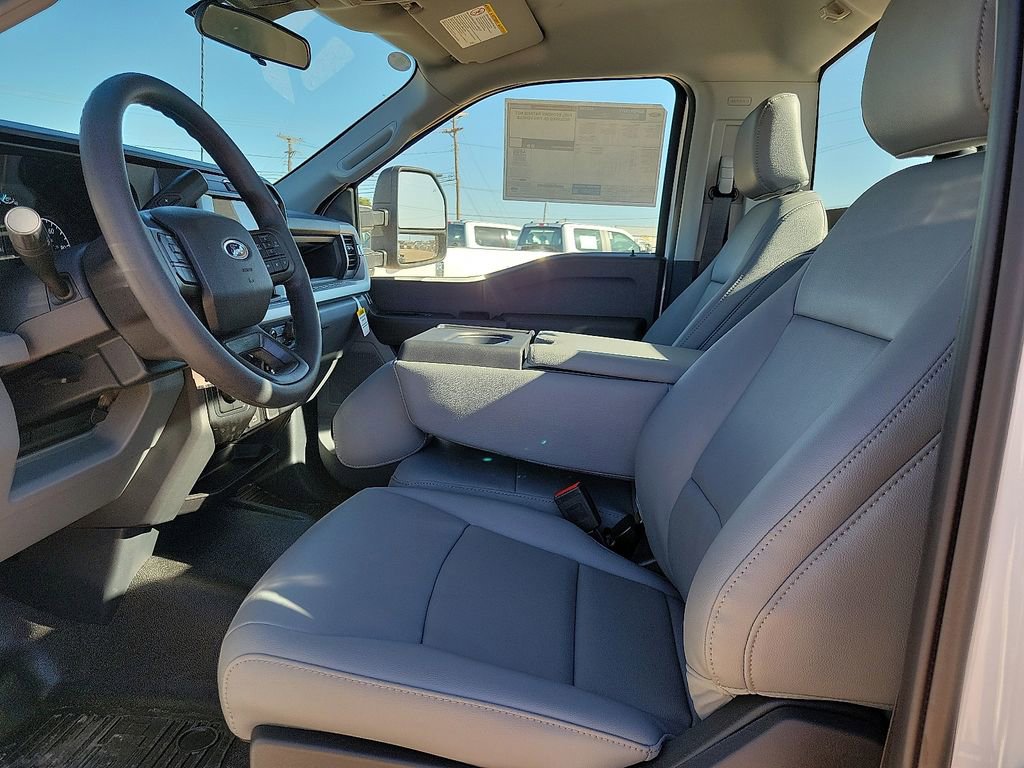 New 2026 Ford F550 4x4 Regular Cab Super Duty image 19