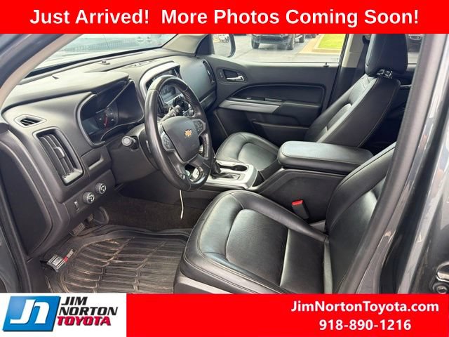 Used 2017 Chevrolet Colorado LT w/ Luxury Package, Chrome AWD/4WD image 10