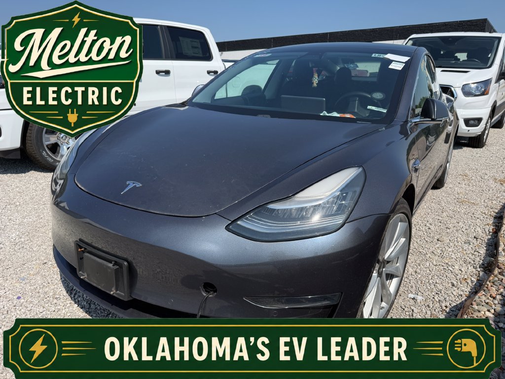 Used 2020 Tesla Model 3 Standard Range RWD image 1