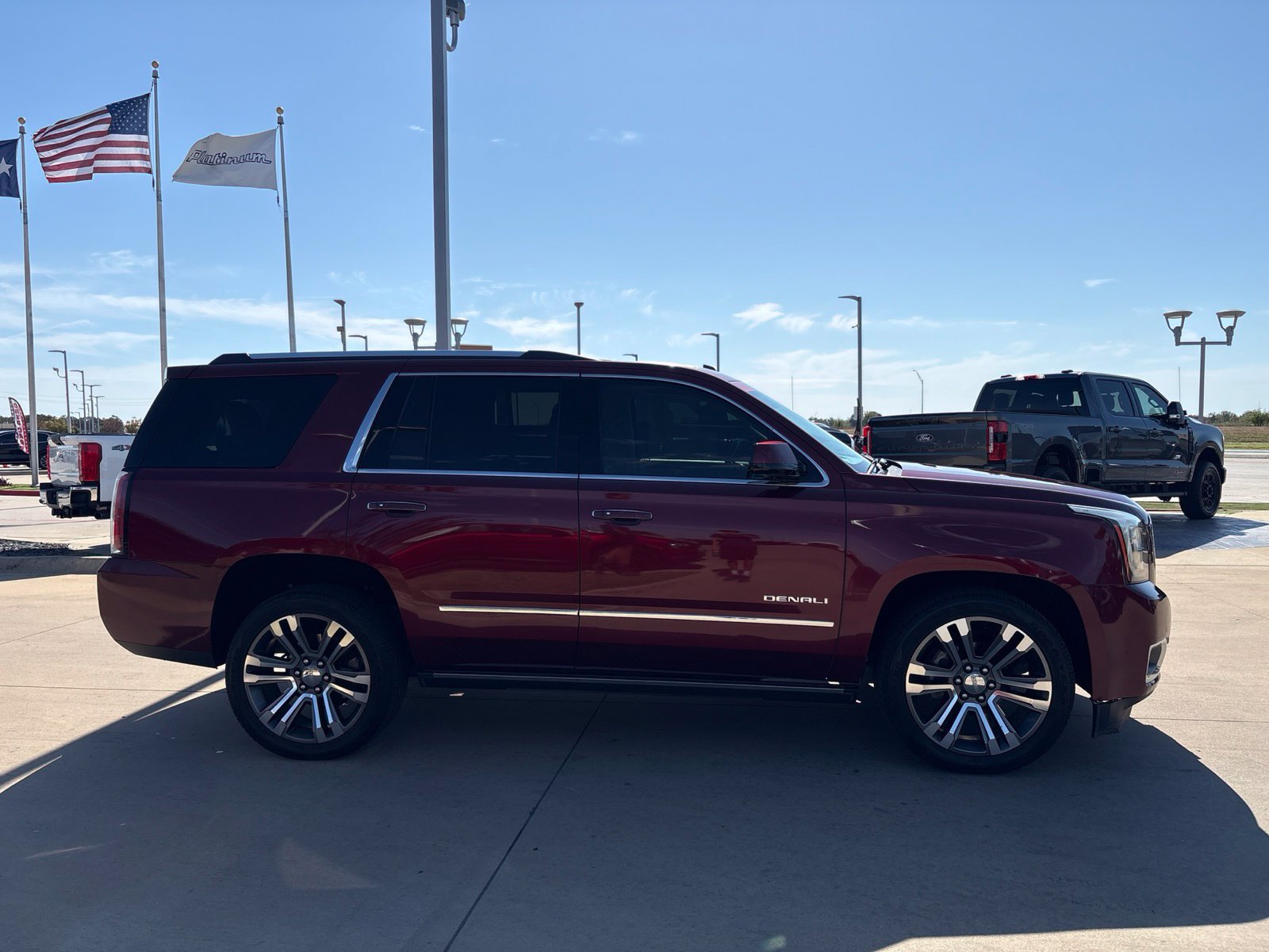 Used 2017 GMC Yukon Denali w/ Open Road Package RWD image 7