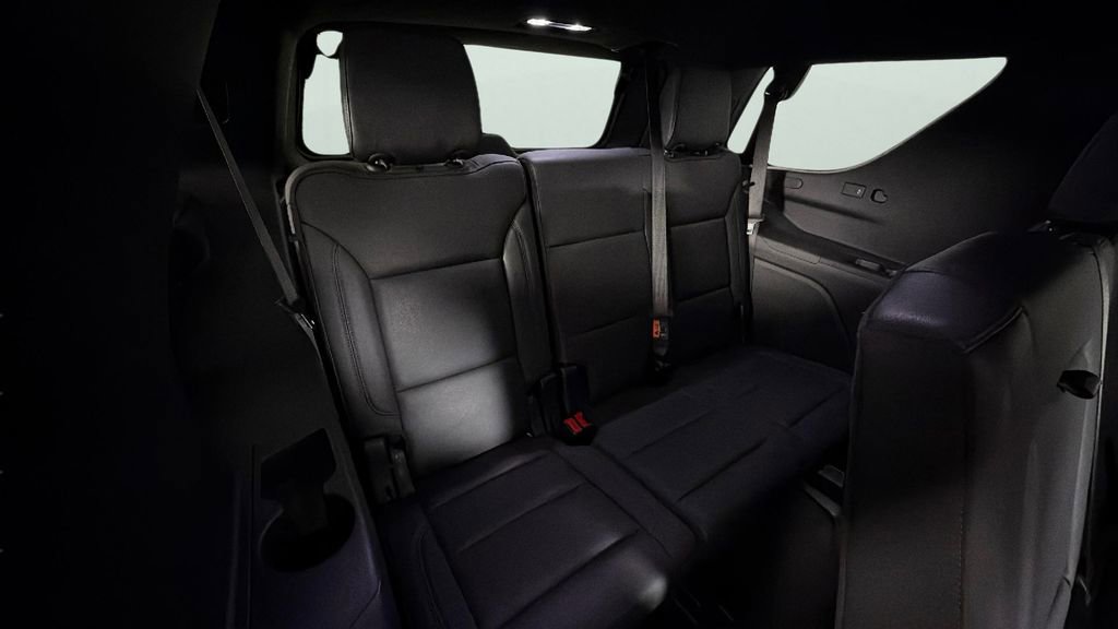 Certified 2025 Chevrolet Tahoe LT AWD/4WD image 31