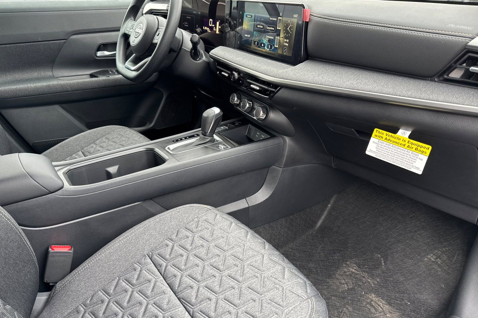 New 2025 Nissan Kicks SV w/ Illumination Package image 13