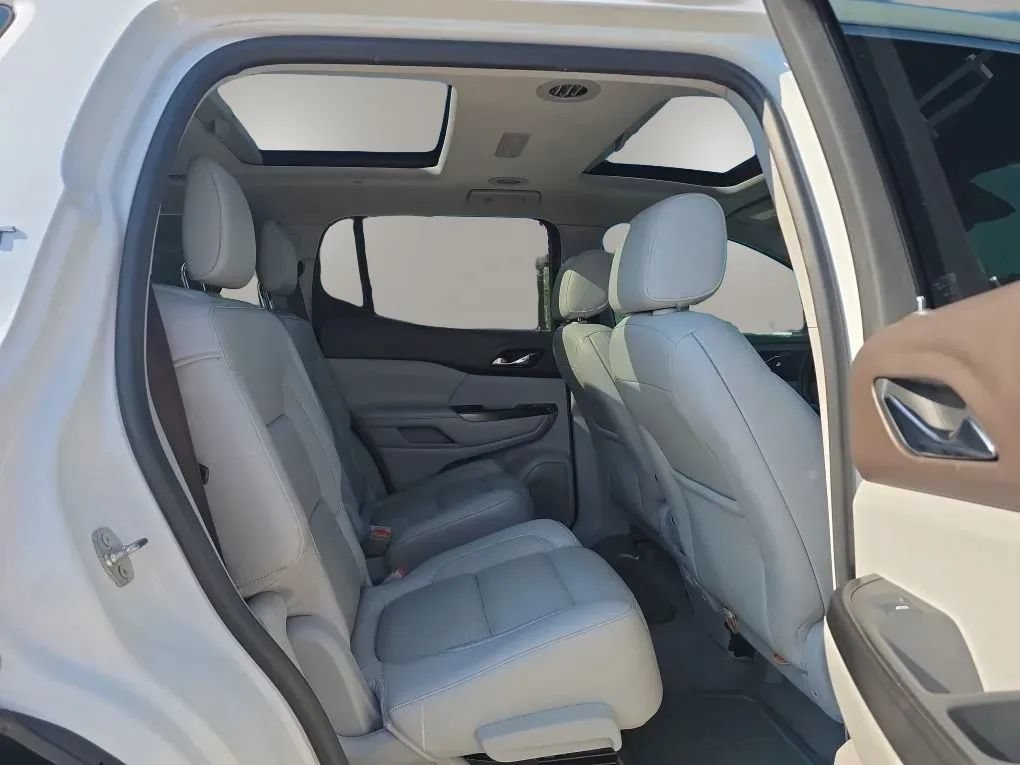 Used 2017 GMC Acadia SLT FWD image 45