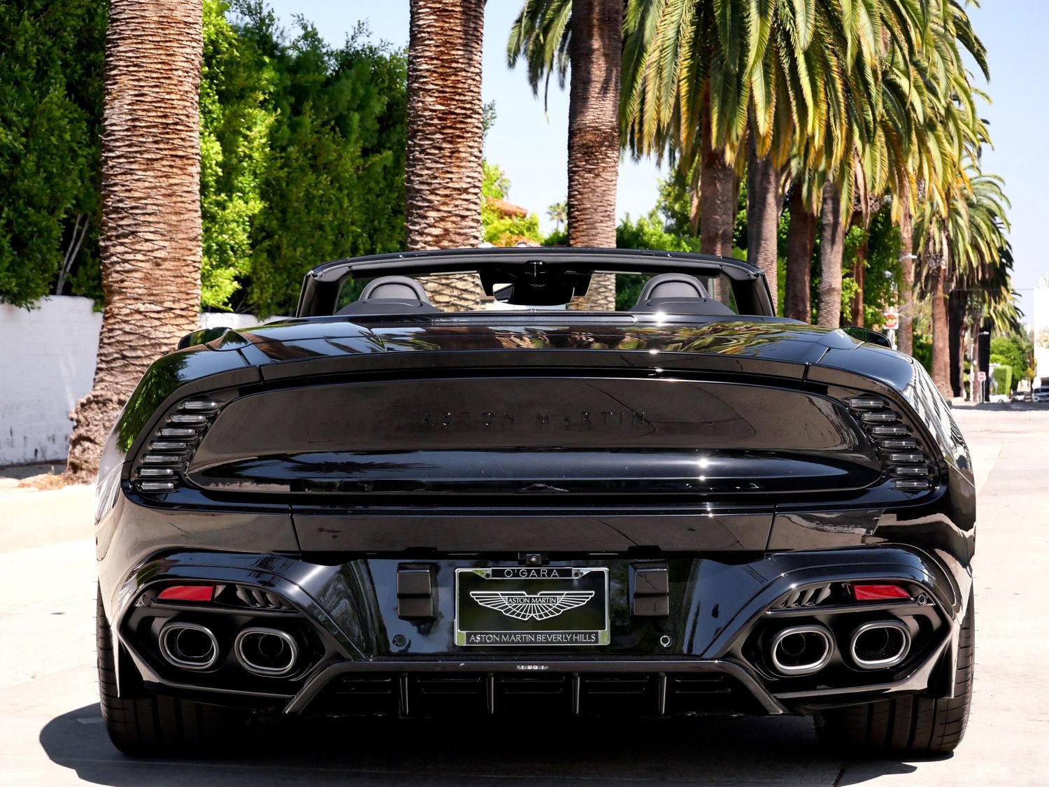 New 2026 Aston Martin Vanquish Convertible image 17