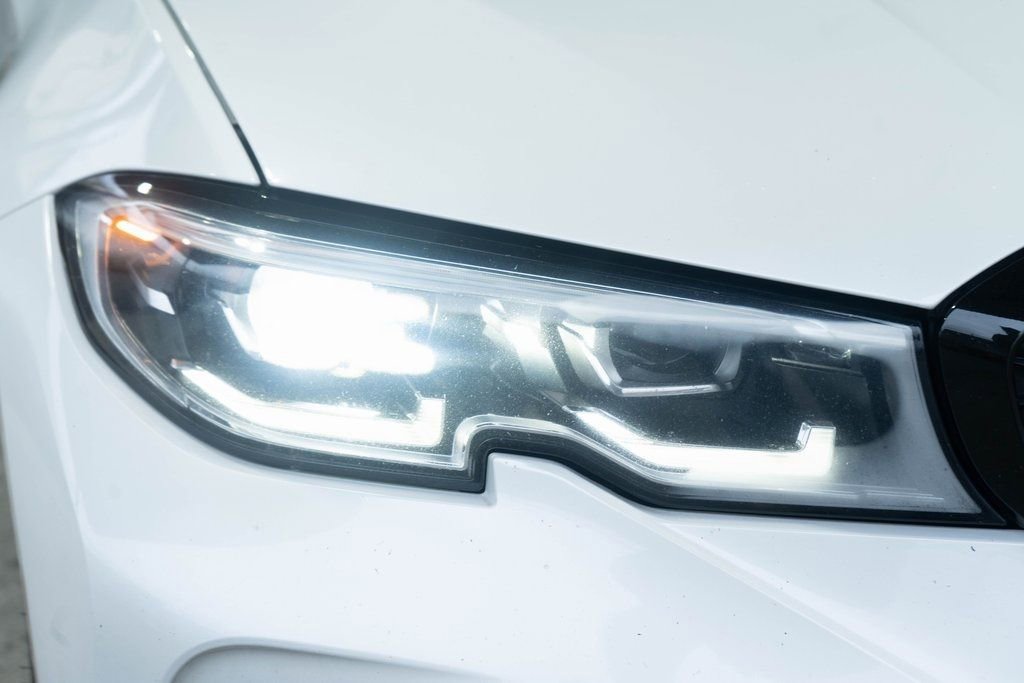 Used 2021 BMW M340i xDrive w/ Premium Package image 9