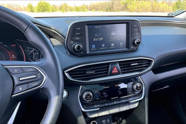 Used 2019 Hyundai Santa Fe Limited image 9