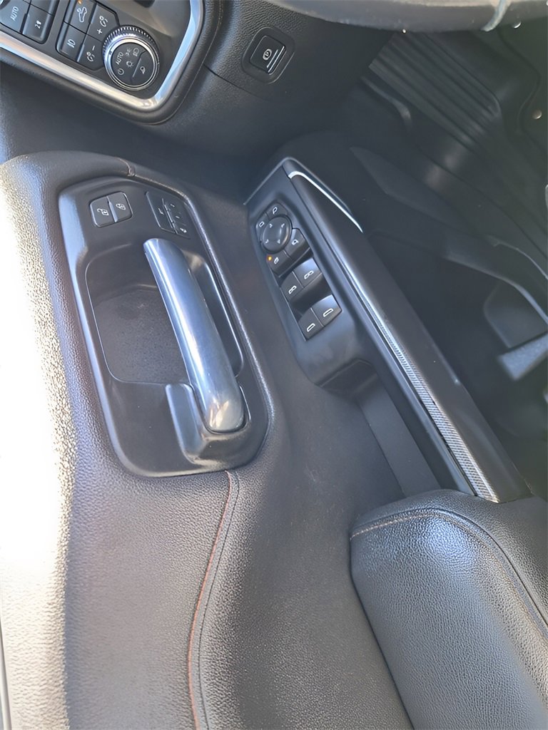 Used 2021 GMC Sierra 1500 AT4 image 16