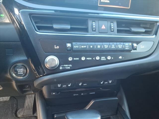 Used 2022 Lexus ES 350 w/ Premium Package image 25