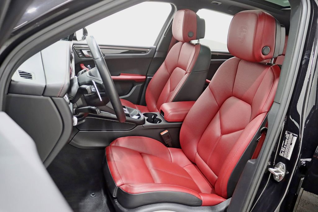 Used 2022 Porsche Macan S AWD/4WD image 24