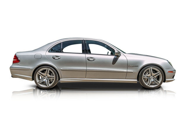 Used 2005 Mercedes-Benz E 55 AMG Sedan image 2