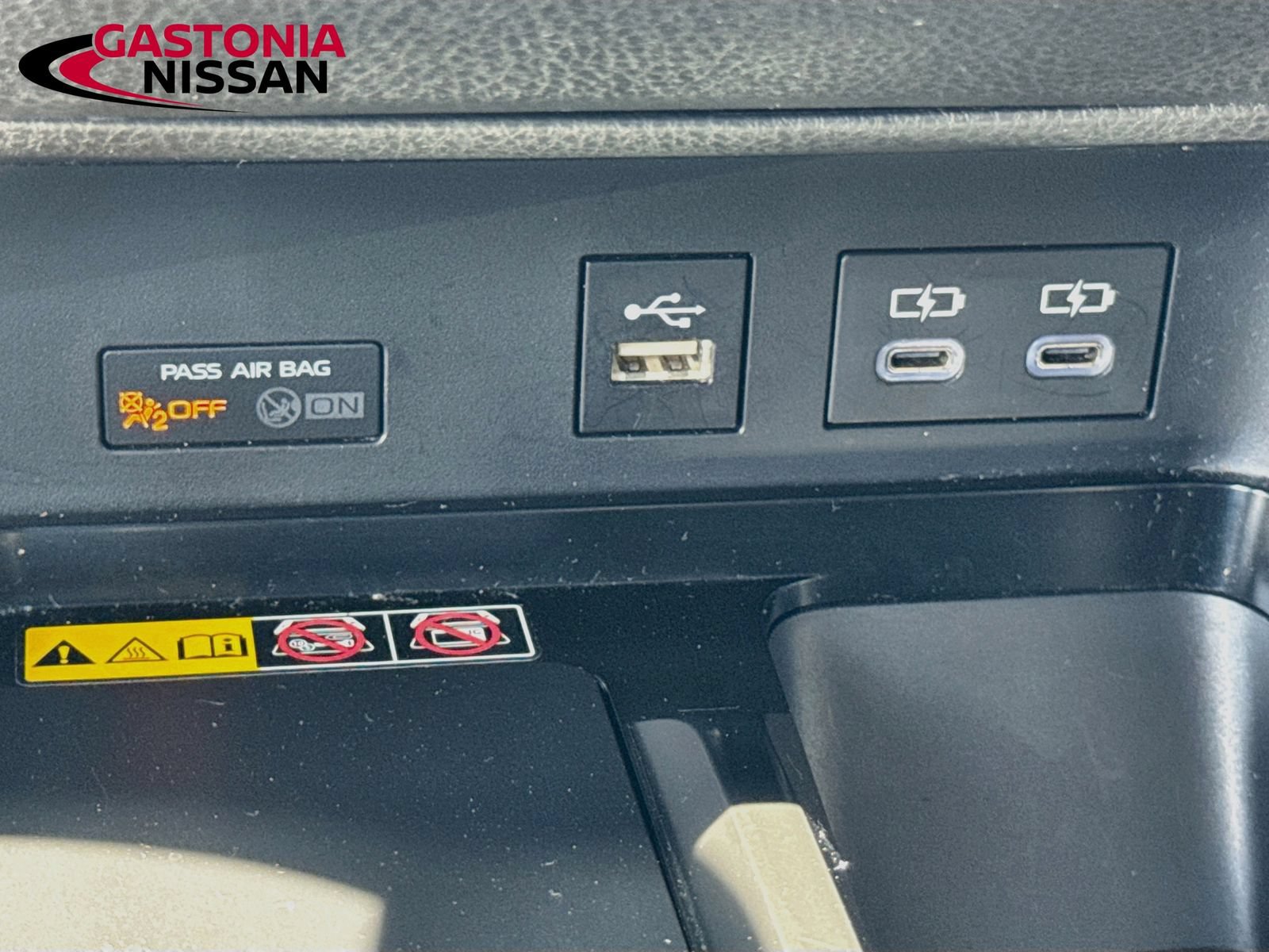 Used 2025 Toyota Camry LE FWD image 25