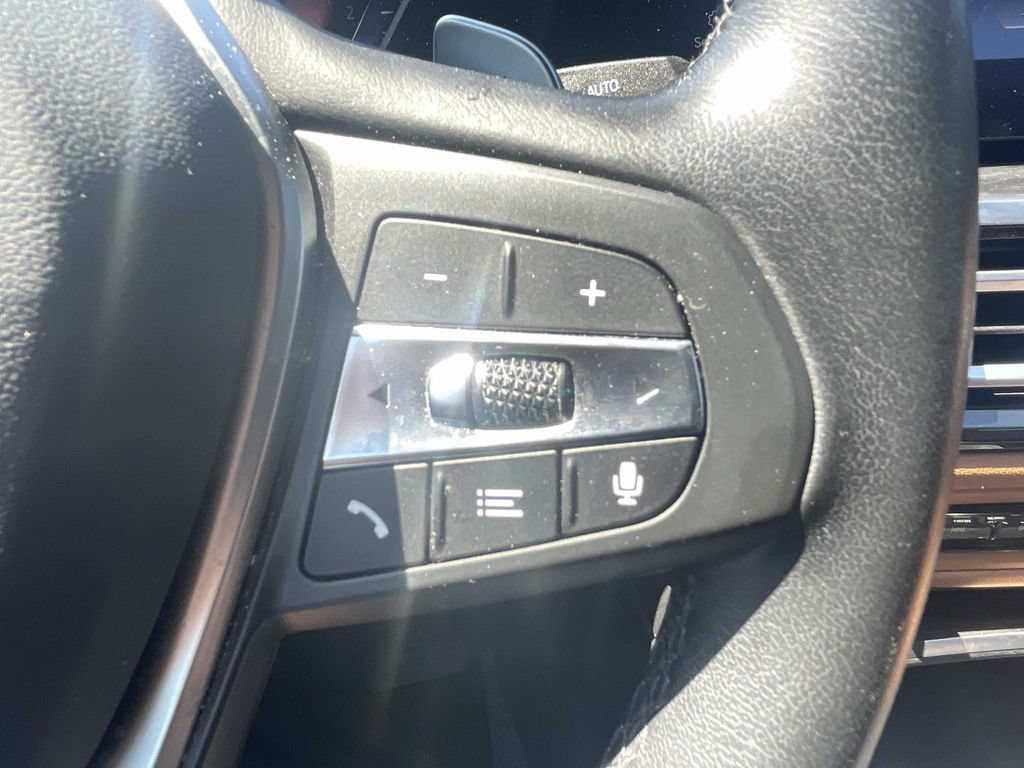 Used 2024 BMW 330i Sedan w/ Premium Package RWD image 26