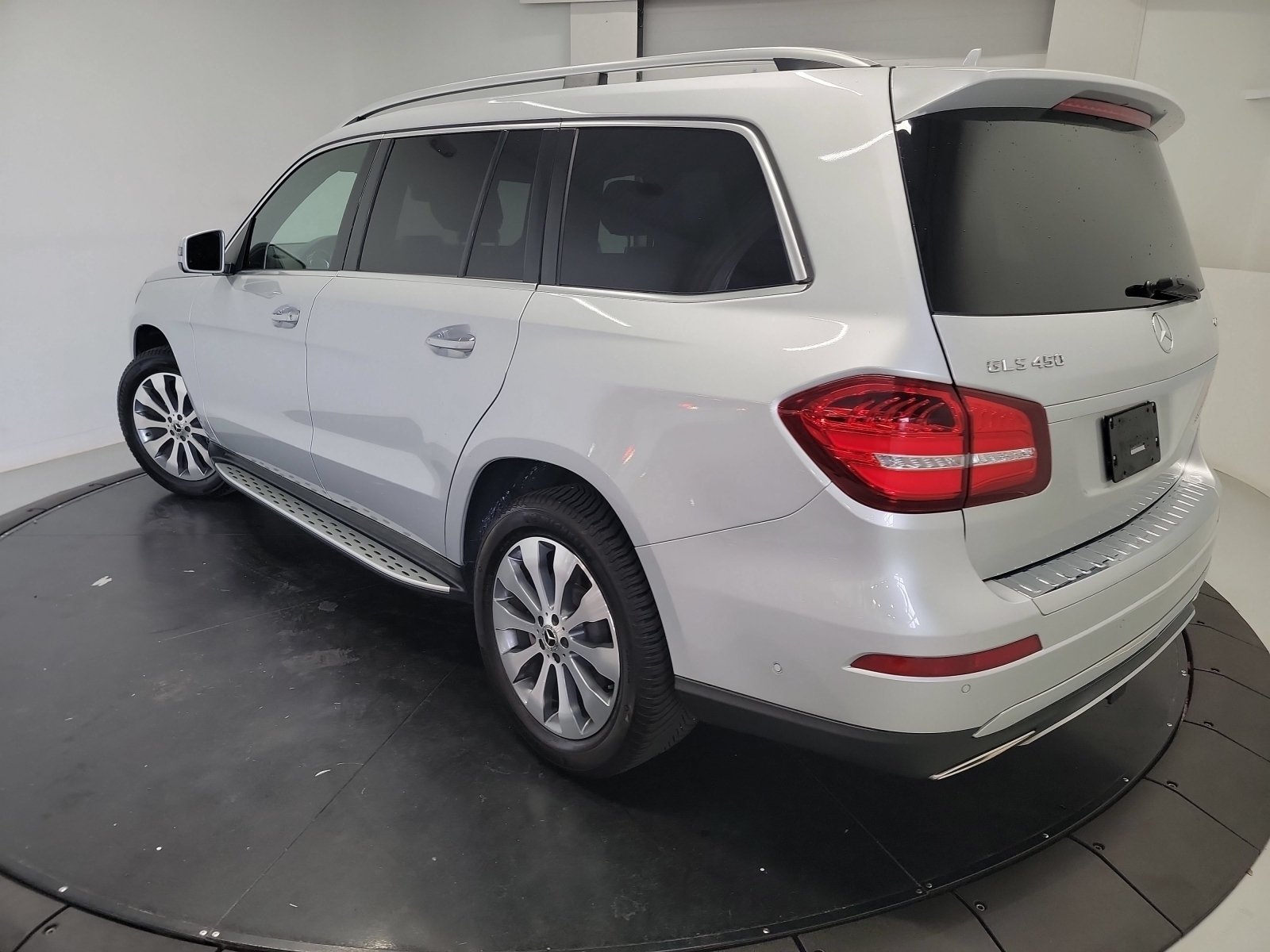 Used 2019 Mercedes-Benz GLS 450 4MATIC image 6