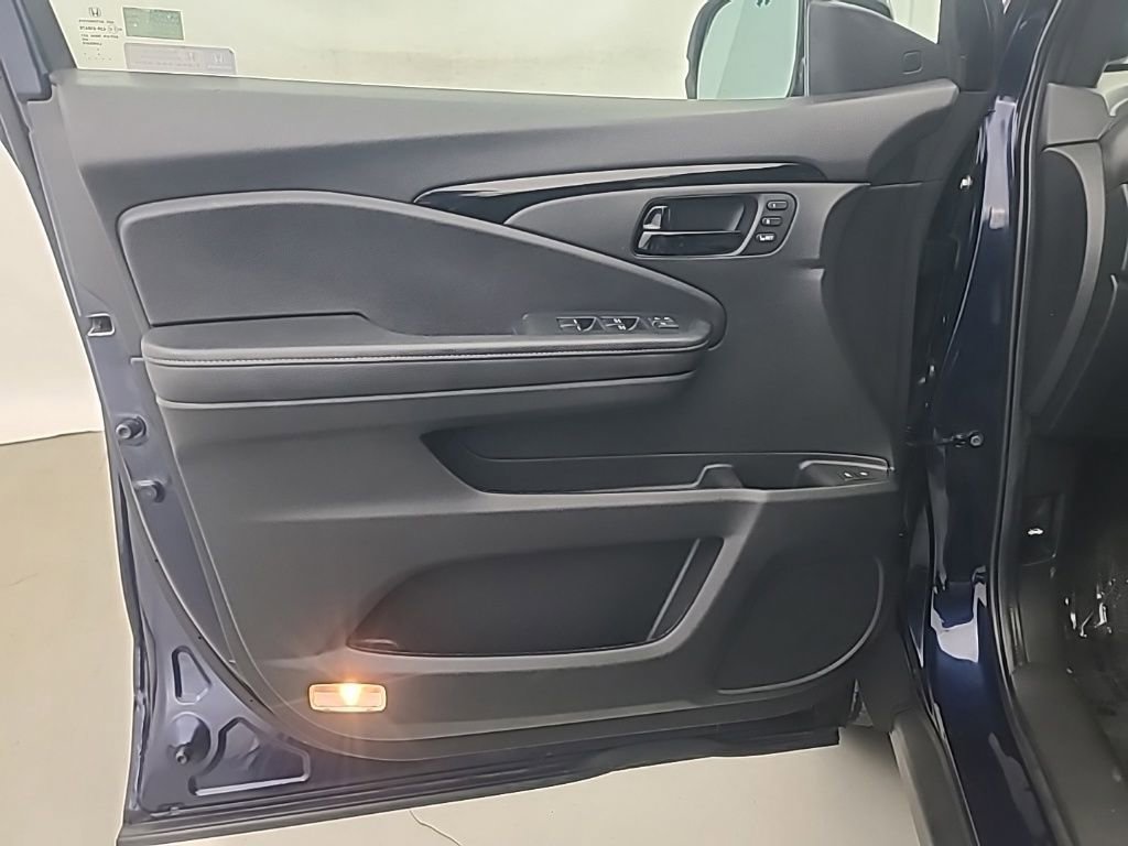 Used 2023 Honda Passport Elite image 22