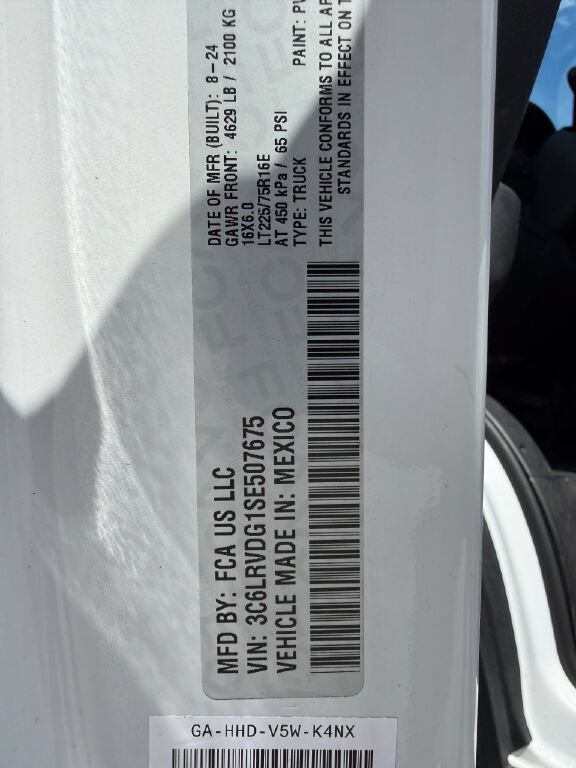 Used 2025 RAM ProMaster 2500 w/ Convenience Group FWD image 32