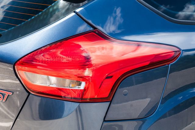 Used 2018 Ford Focus ST image 61