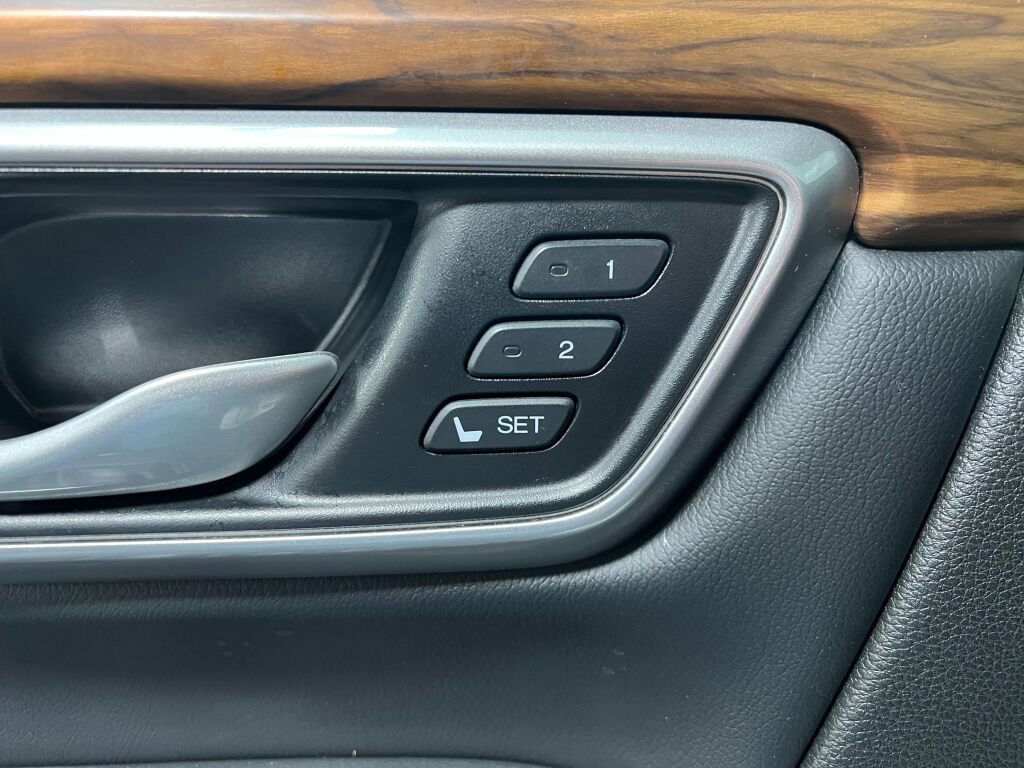Used 2020 Honda CR-V EX-L image 13
