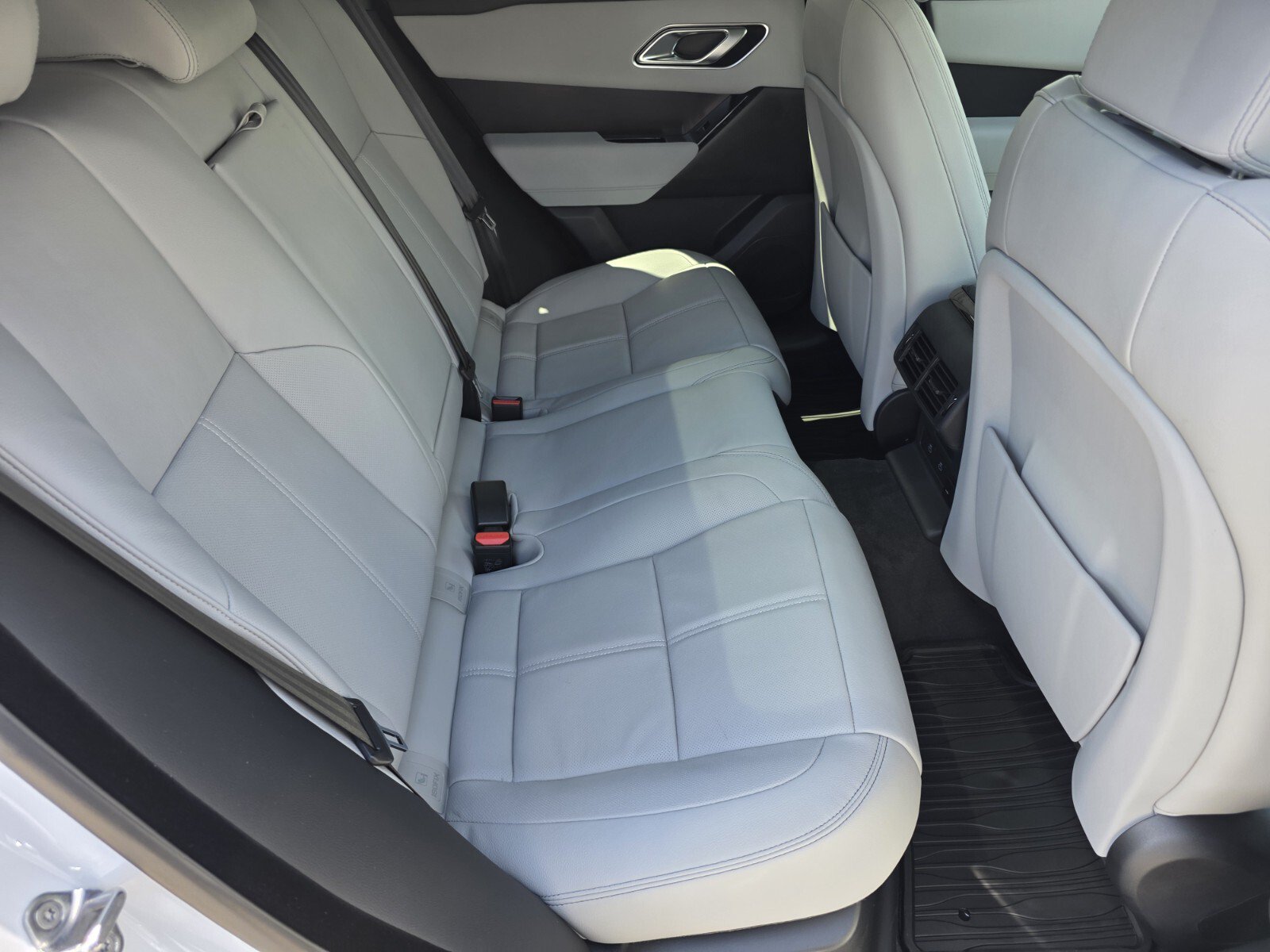 New 2026 Land Rover Range Rover Velar Belgravia AWD/4WD image 5