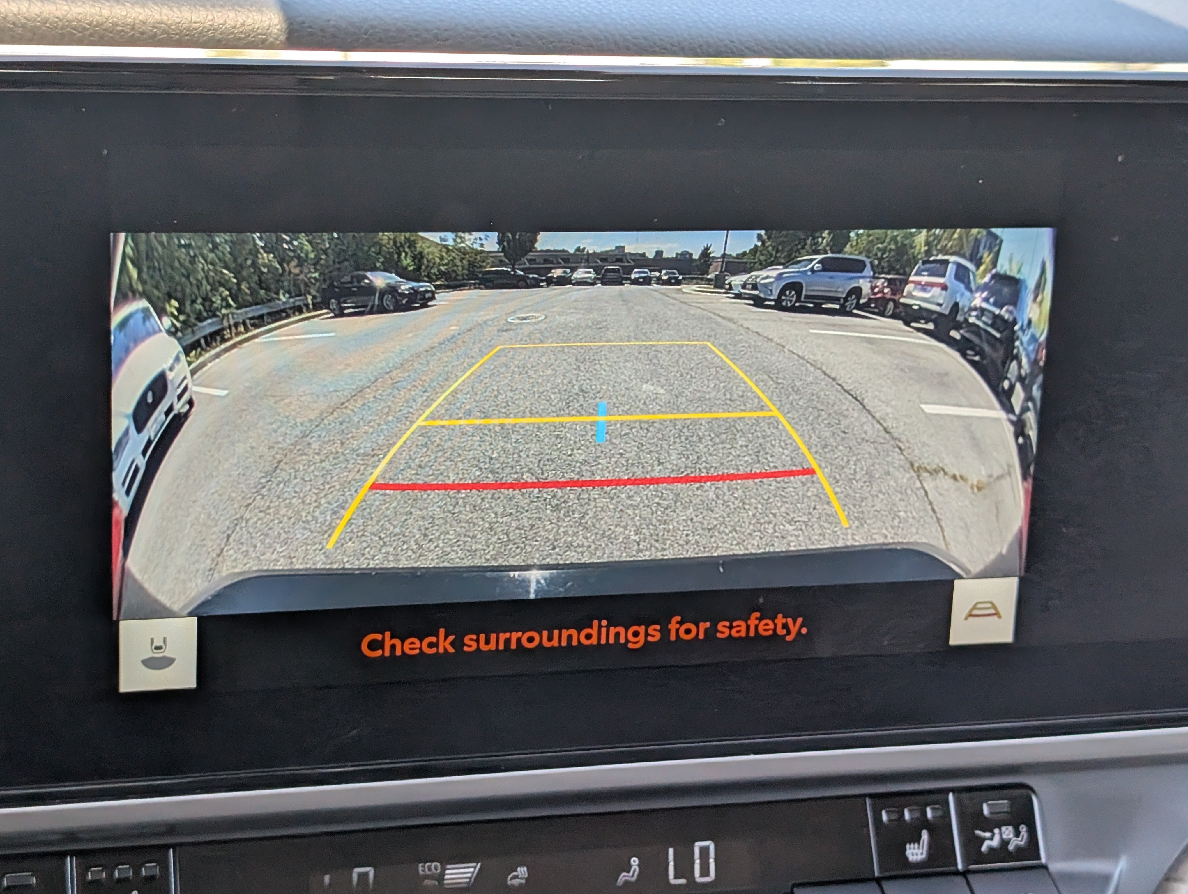 Used 2025 Toyota Camry XLE FWD image 27