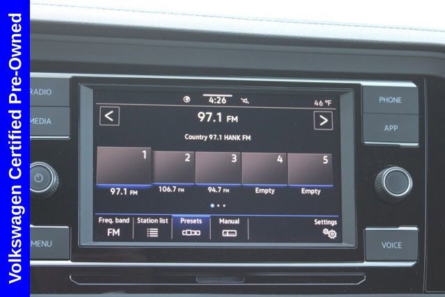 Used 2024 Volkswagen Jetta Sport image 30