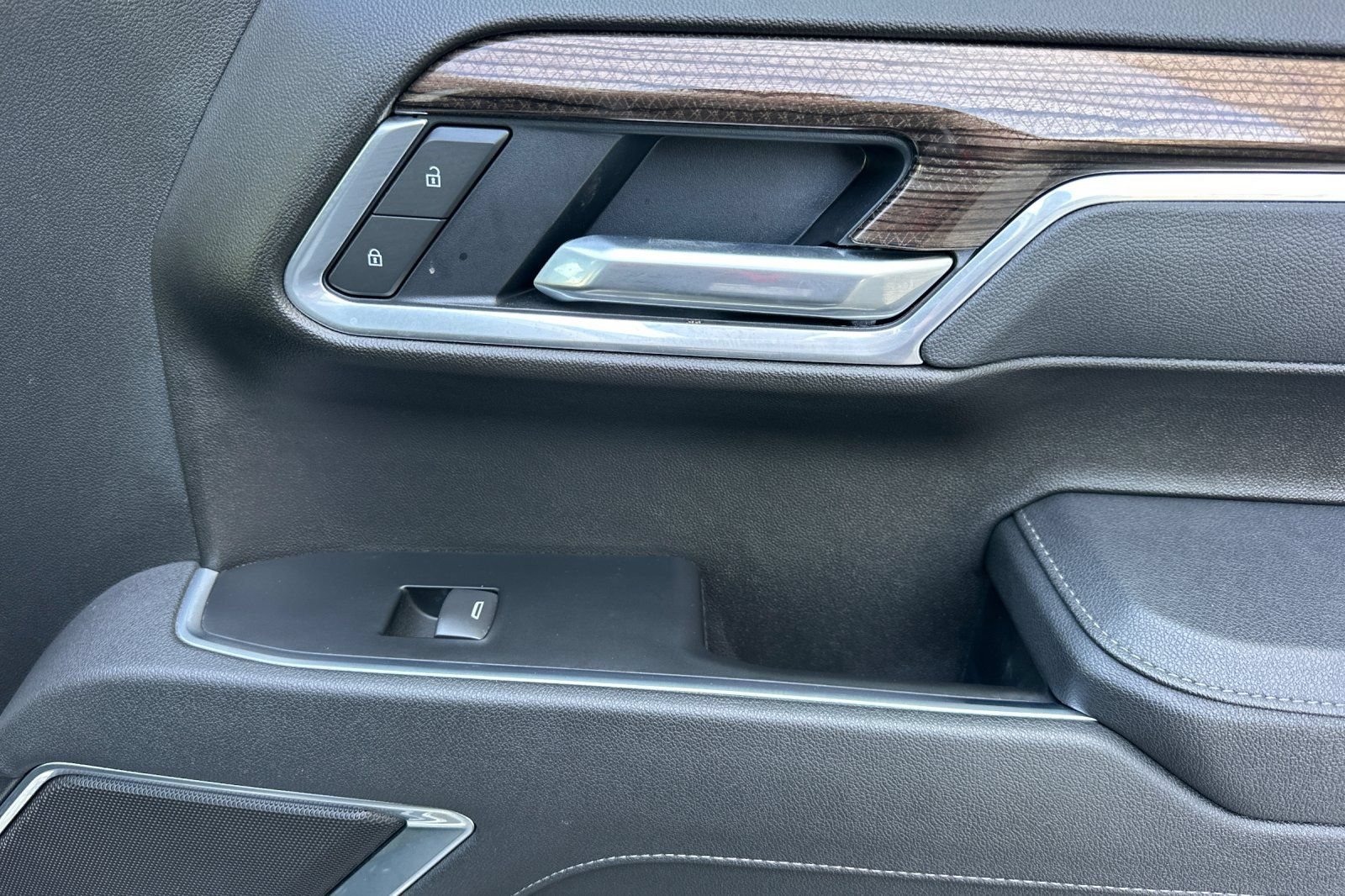 Certified 2026 Chevrolet Silverado 1500 RST RWD image 21