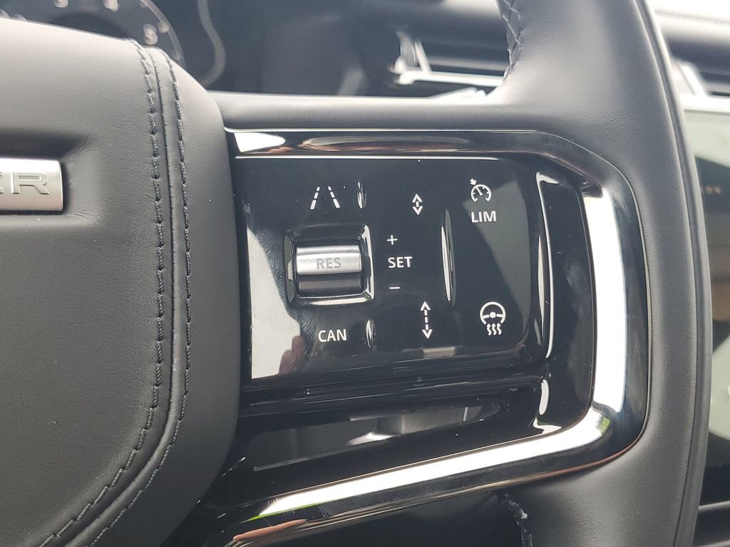 Used 2026 Land Rover Range Rover Velar Dynamic SE AWD/4WD image 19