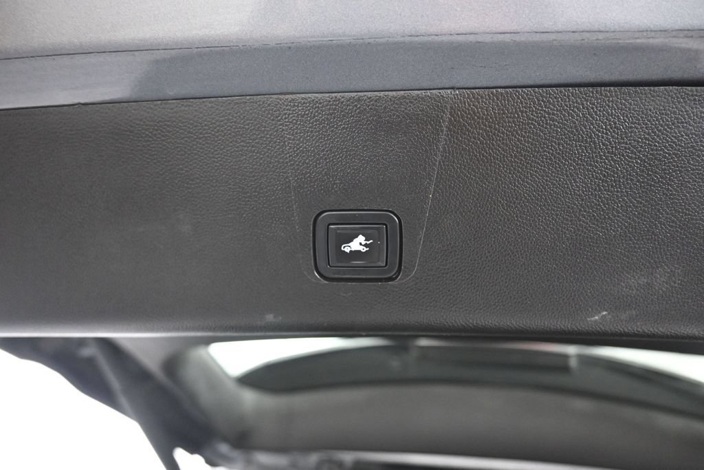 Used 2020 Chevrolet Traverse LT w/ LT Premium Package AWD/4WD image 60