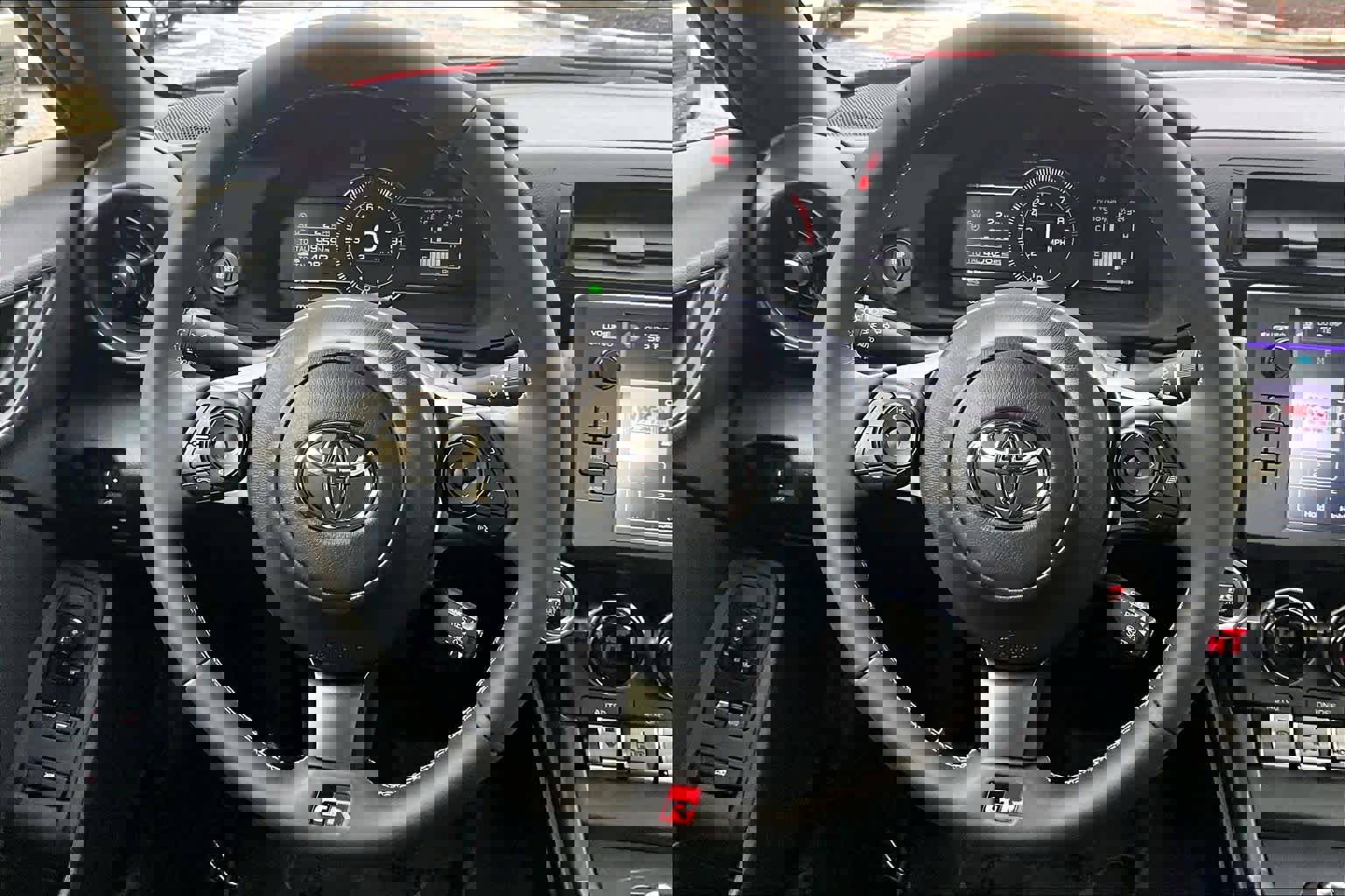 Used 2024 Toyota GR86 image 5