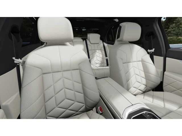 New 2026 BMW 760i xDrive w/ Executive Package AWD/4WD image 11