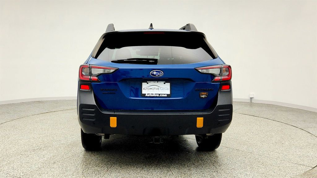 Used 2022 Subaru Outback Wilderness image 6