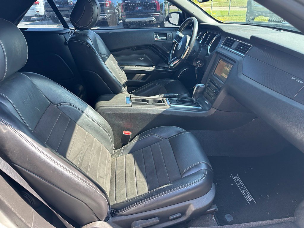 Used 2013 Ford Mustang GT Premium w/ Electronics Pkg RWD image 6