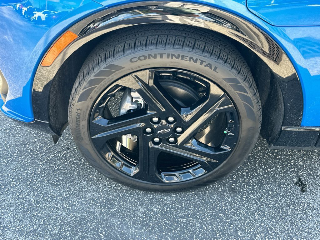 Certified 2025 Chevrolet Equinox EV RS FWD image 29