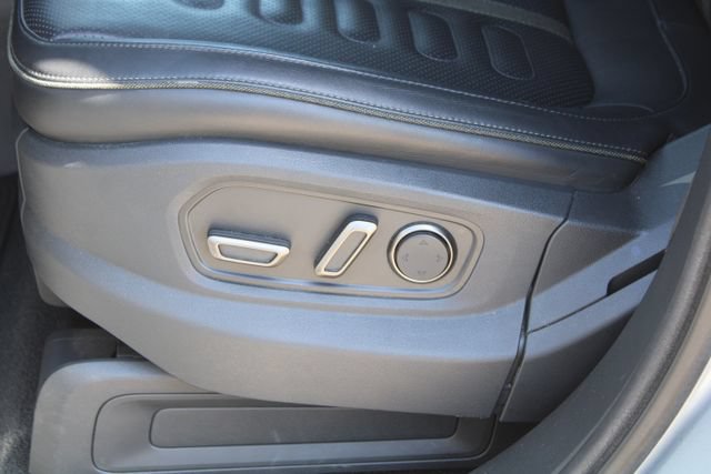 Used 2025 Rivian R1S Adventure AWD/4WD image 44