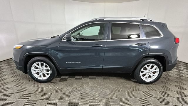 Used 2018 Jeep Cherokee Latitude Plus w/ Comfort/Convenience Group AWD/4WD video 5