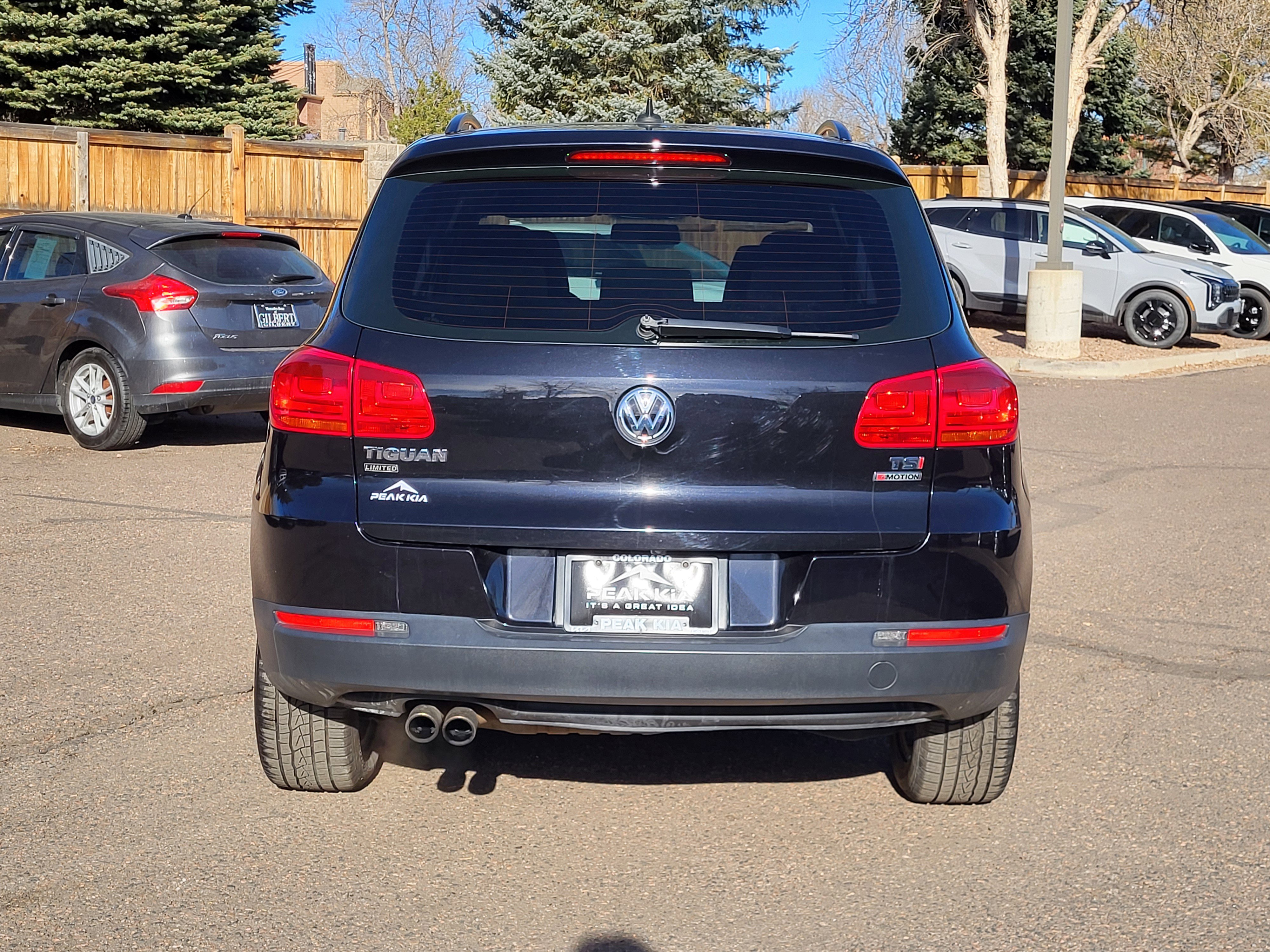 Used 2018 Volkswagen Tiguan Limited image 11