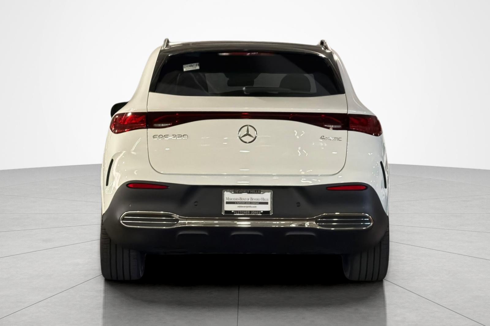 New 2027 Mercedes-Benz EQE 320 4MATIC SUV image 4