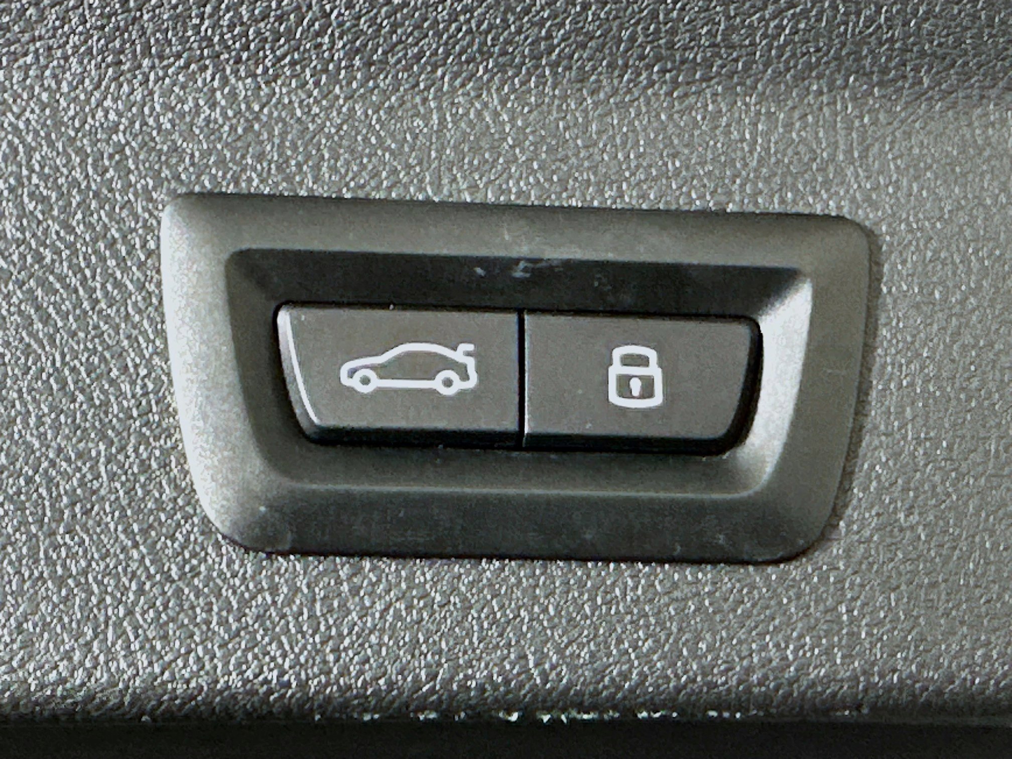 Used 2024 BMW X3 sDrive30i image 32