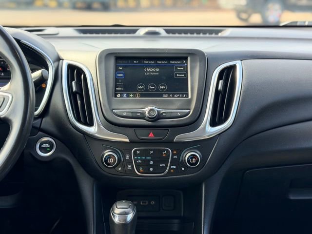 Used 2019 Chevrolet Equinox LT w/ Driver Convenience Package image 23