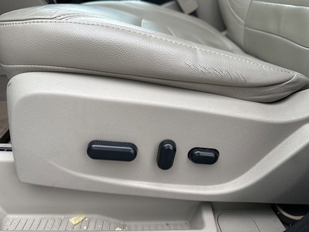 Used 2014 Ford Escape Titanium image 18