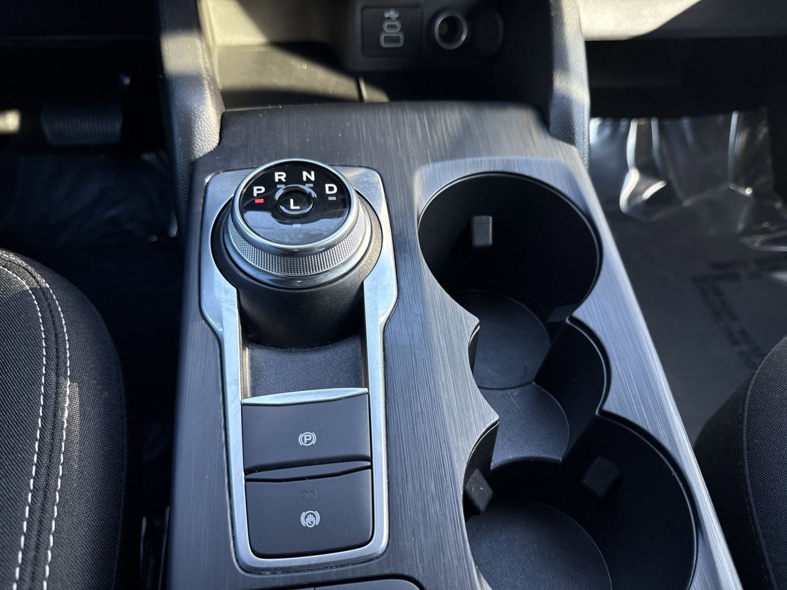 Used 2025 Ford Escape Active image 18