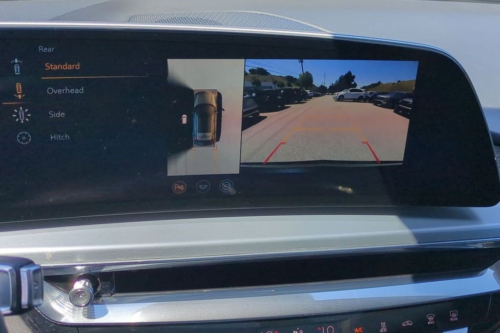 Certified 2024 Cadillac Lyriq Sport AWD/4WD image 9