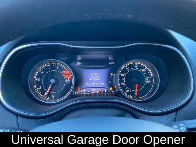 Used 2022 Jeep Cherokee Trailhawk w/ Technology Group B image 11