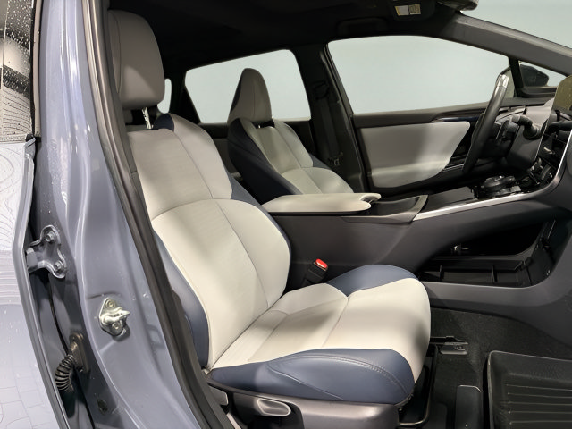 Certified 2023 Subaru Solterra AWD image 15