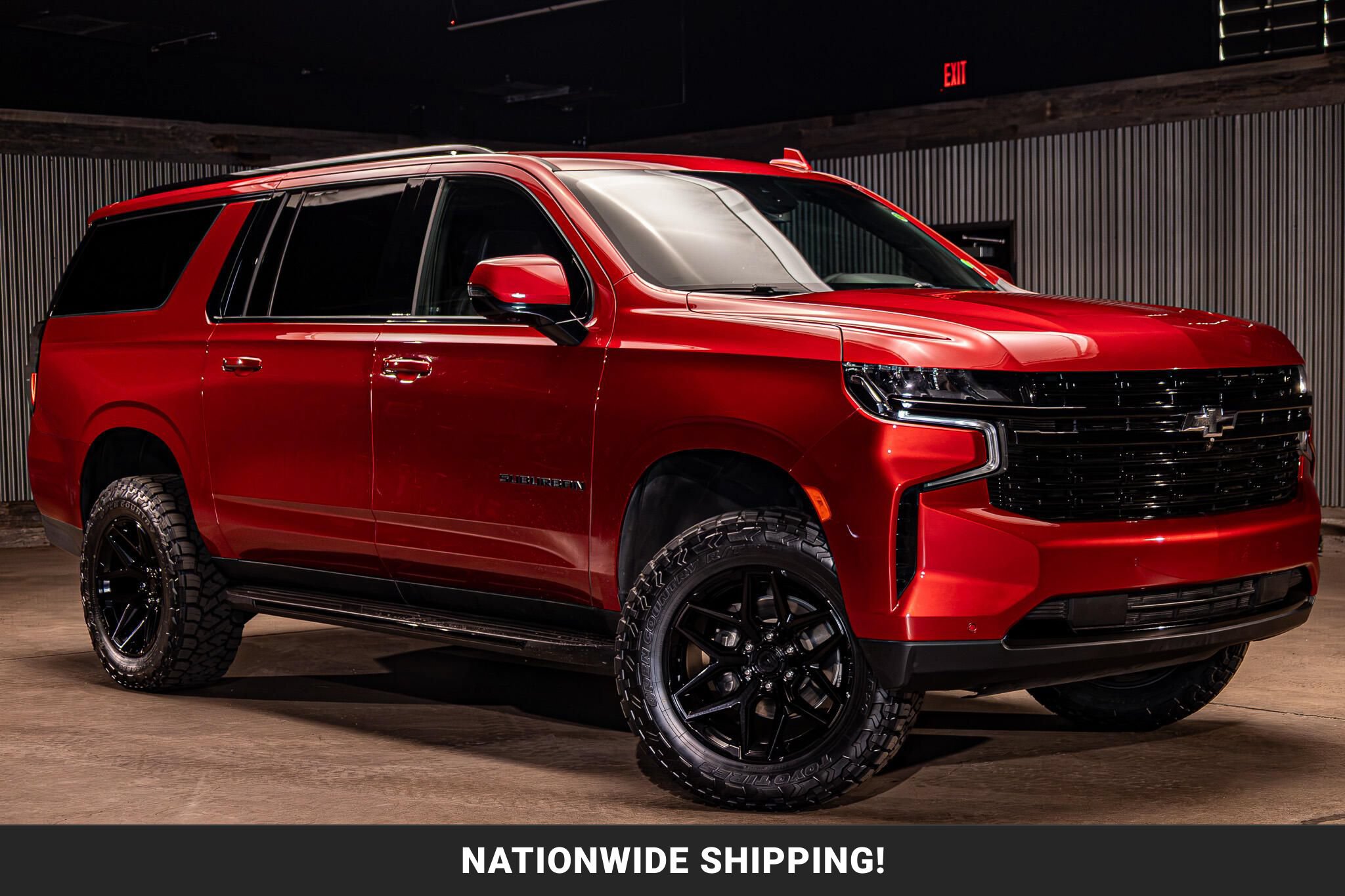 Used 2024 Chevrolet Suburban RST w/ Luxury Package AWD/4WD image 1