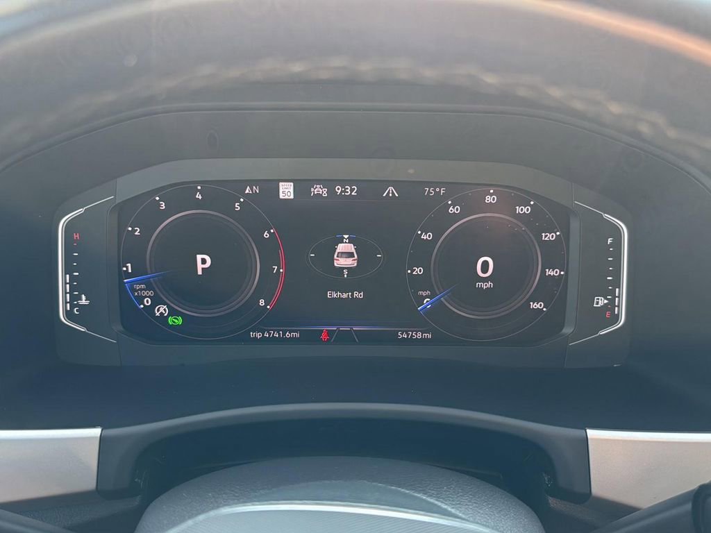 Used 2022 Volkswagen Atlas SEL Premium image 22
